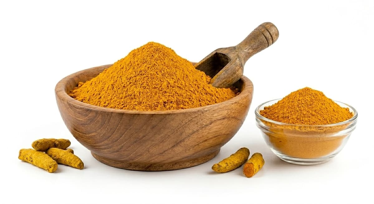 Premium Grade Dehydrated Turmeric Powder with Whole Rhizomes for Export